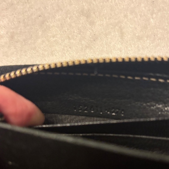Gucci sherryline Black Leather Zip Wallet - Picture 12 of 17